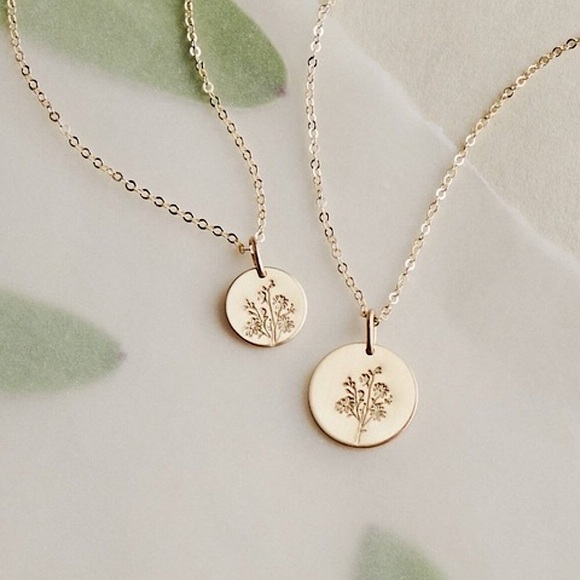 Free People Jewelry - Aster September Birth Flower Charm Gift Necklace